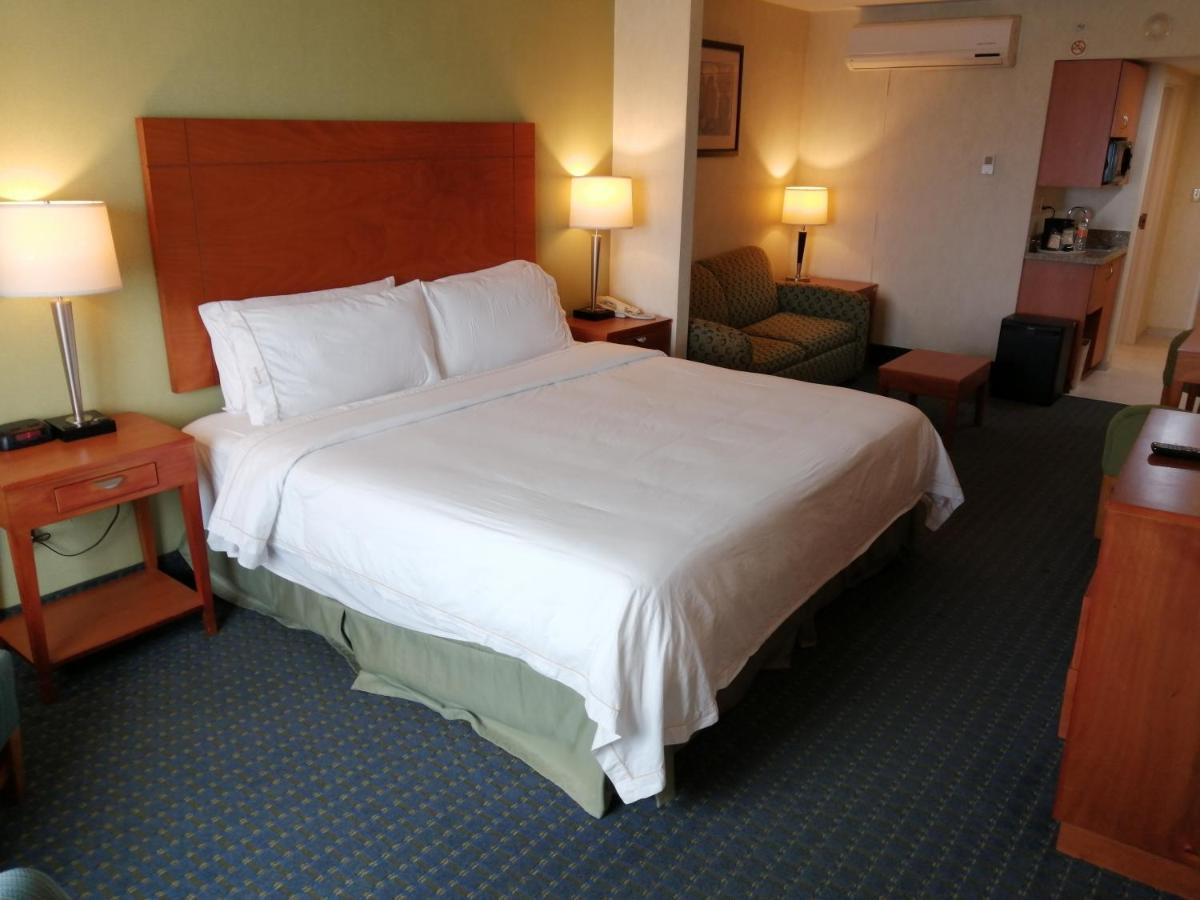 Holiday Inn Express & Suites Toluca Zona Aeropuerto By Ihg Kültér fotó
